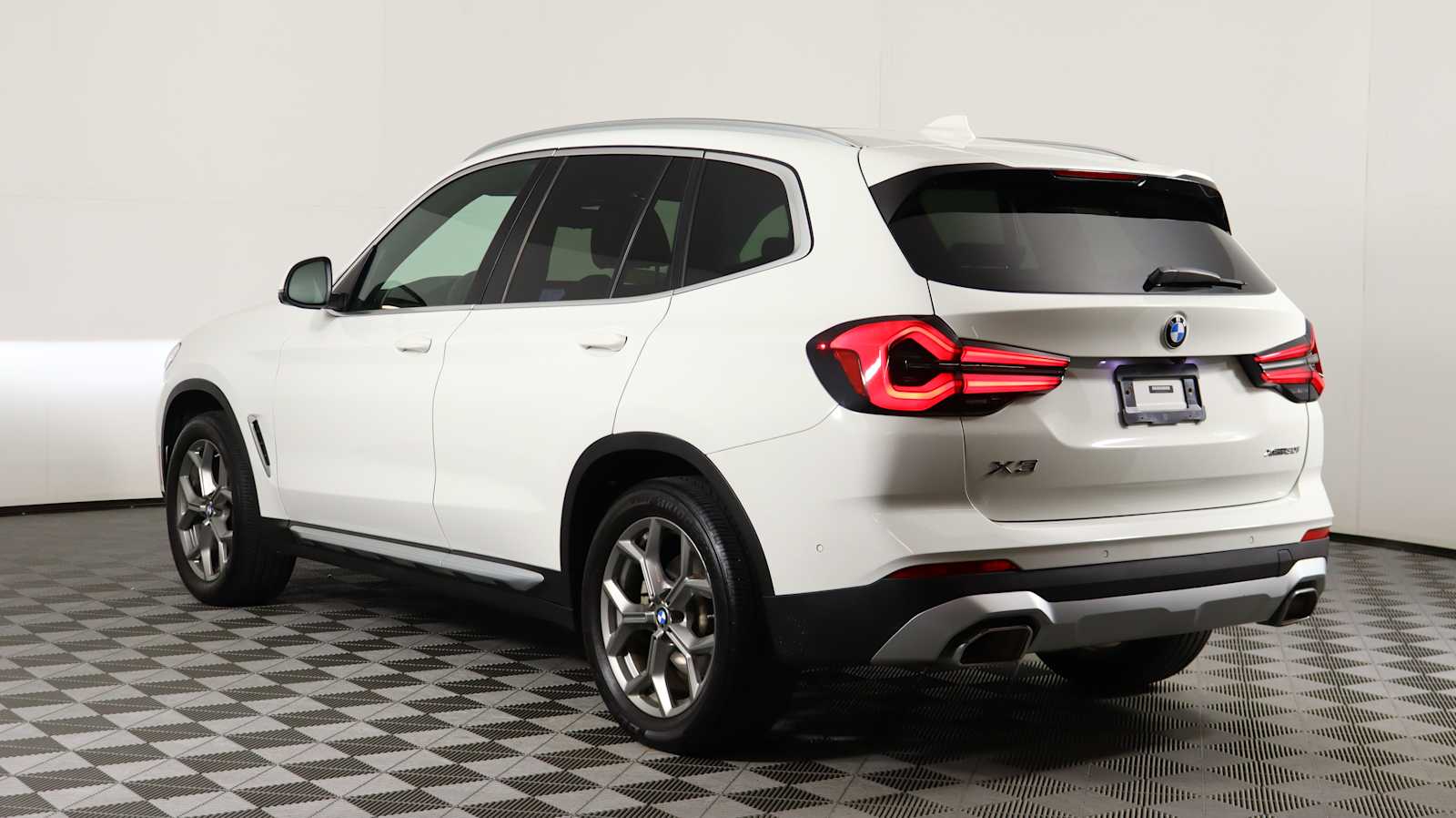 used 2023 BMW X3 car, priced at $38,898
