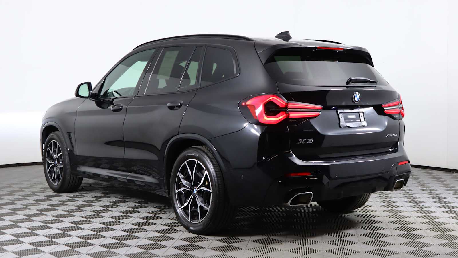 used 2023 BMW X3 car, priced at $38,628