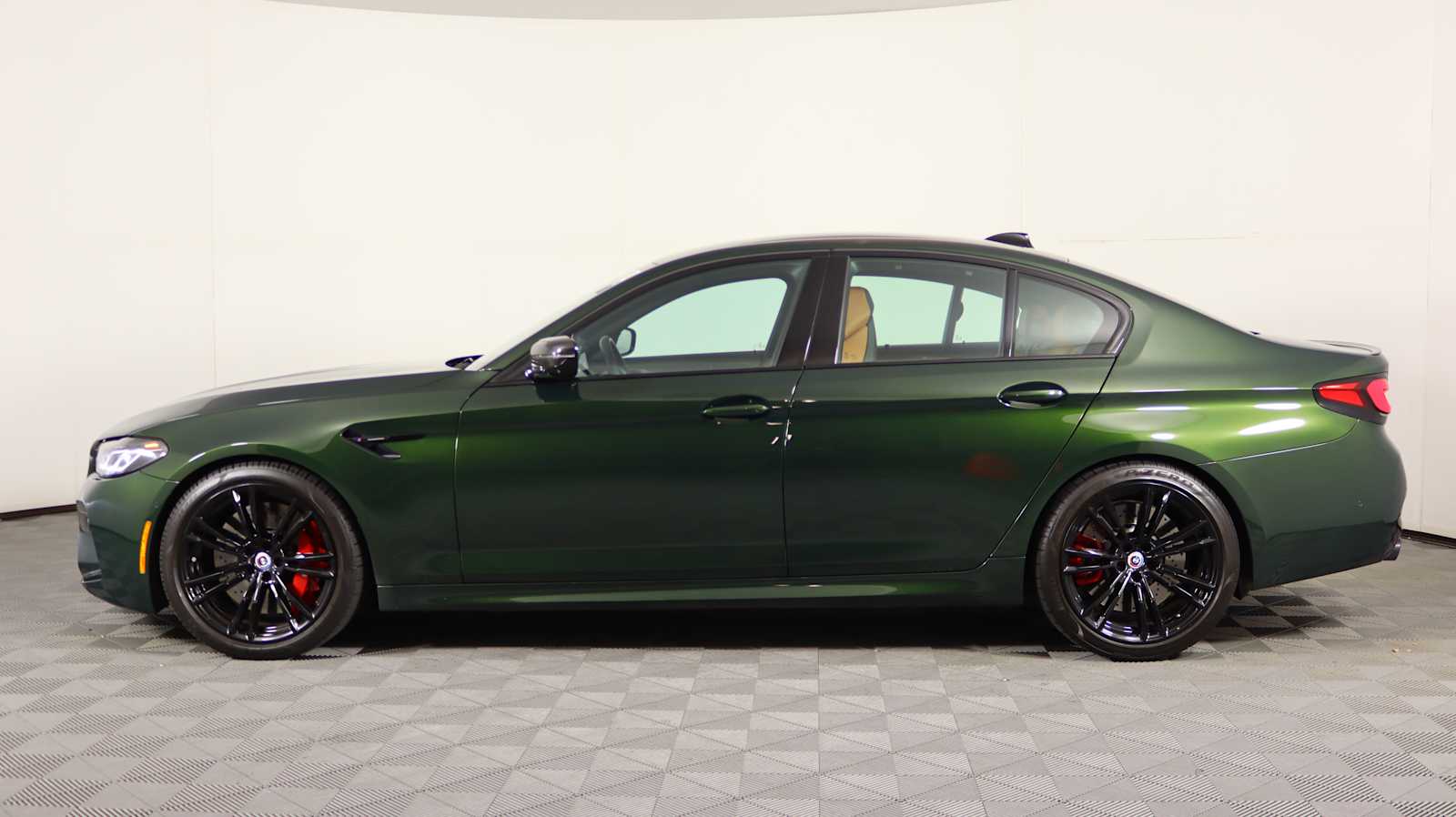 used 2023 BMW M5 car, priced at $92,698