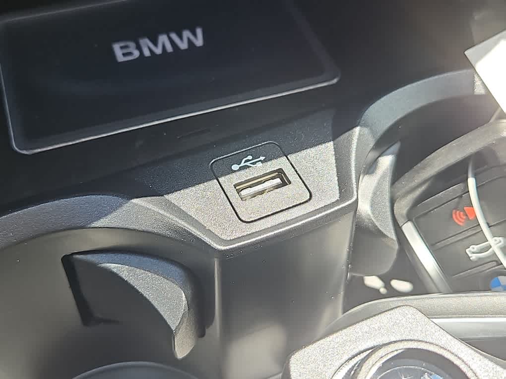 new 2025 BMW 3-Series car, priced at $51,925