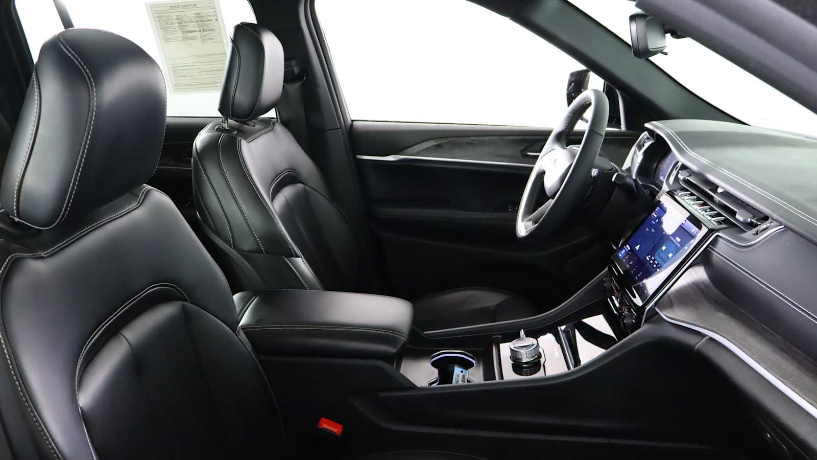 used 2024 Jeep Grand Cherokee car, priced at $36,963