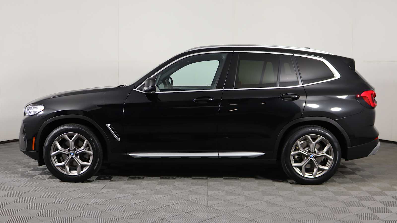 used 2022 BMW X3 car, priced at $35,598