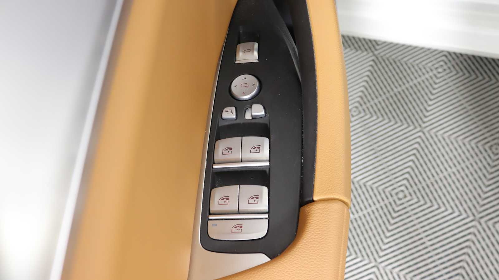 used 2023 BMW X3 car, priced at $37,898