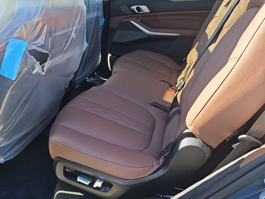 new 2026 BMW X7 car, priced at $99,315