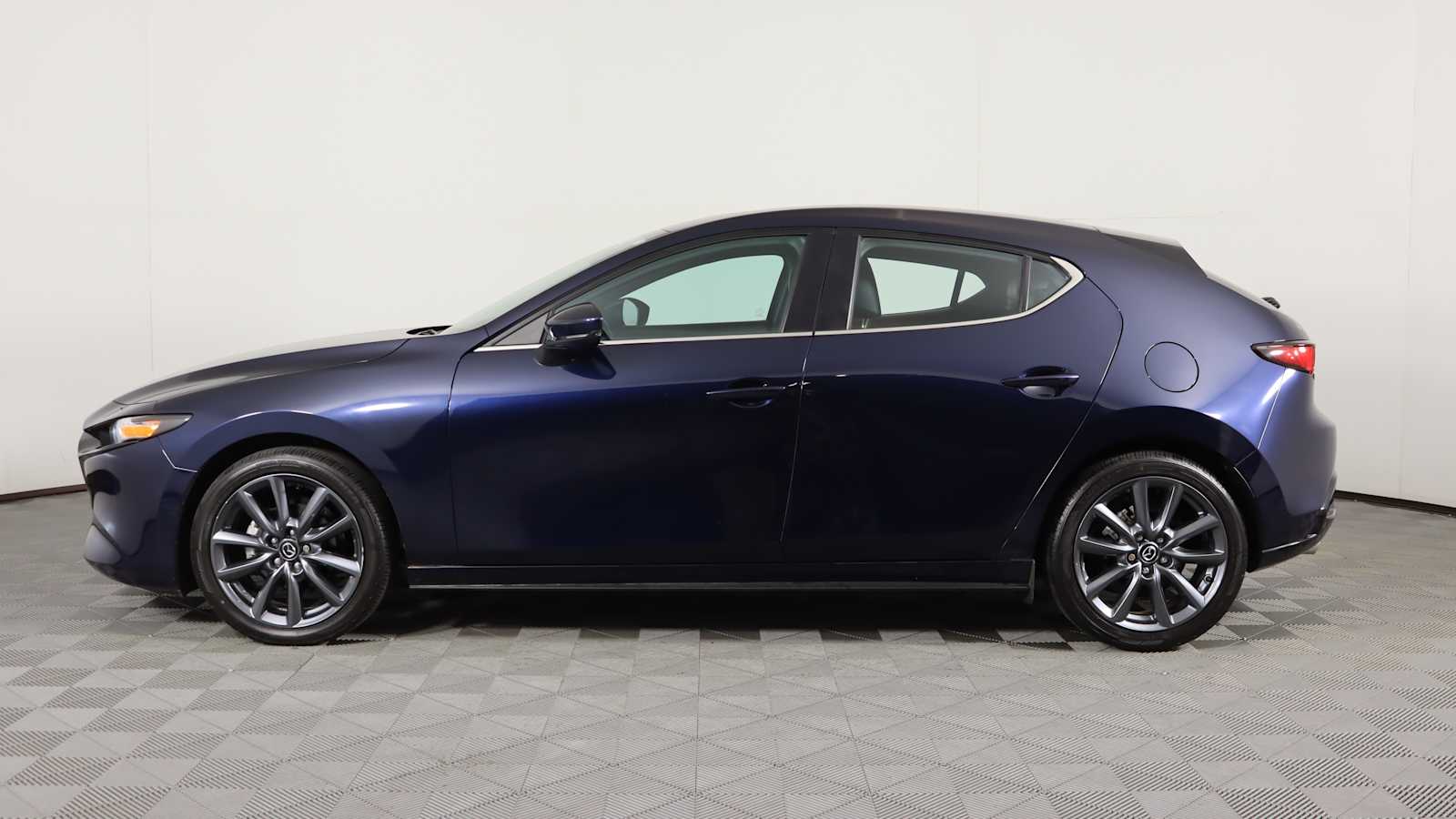 used 2023 Mazda Mazda3 Hatchback car, priced at $21,798