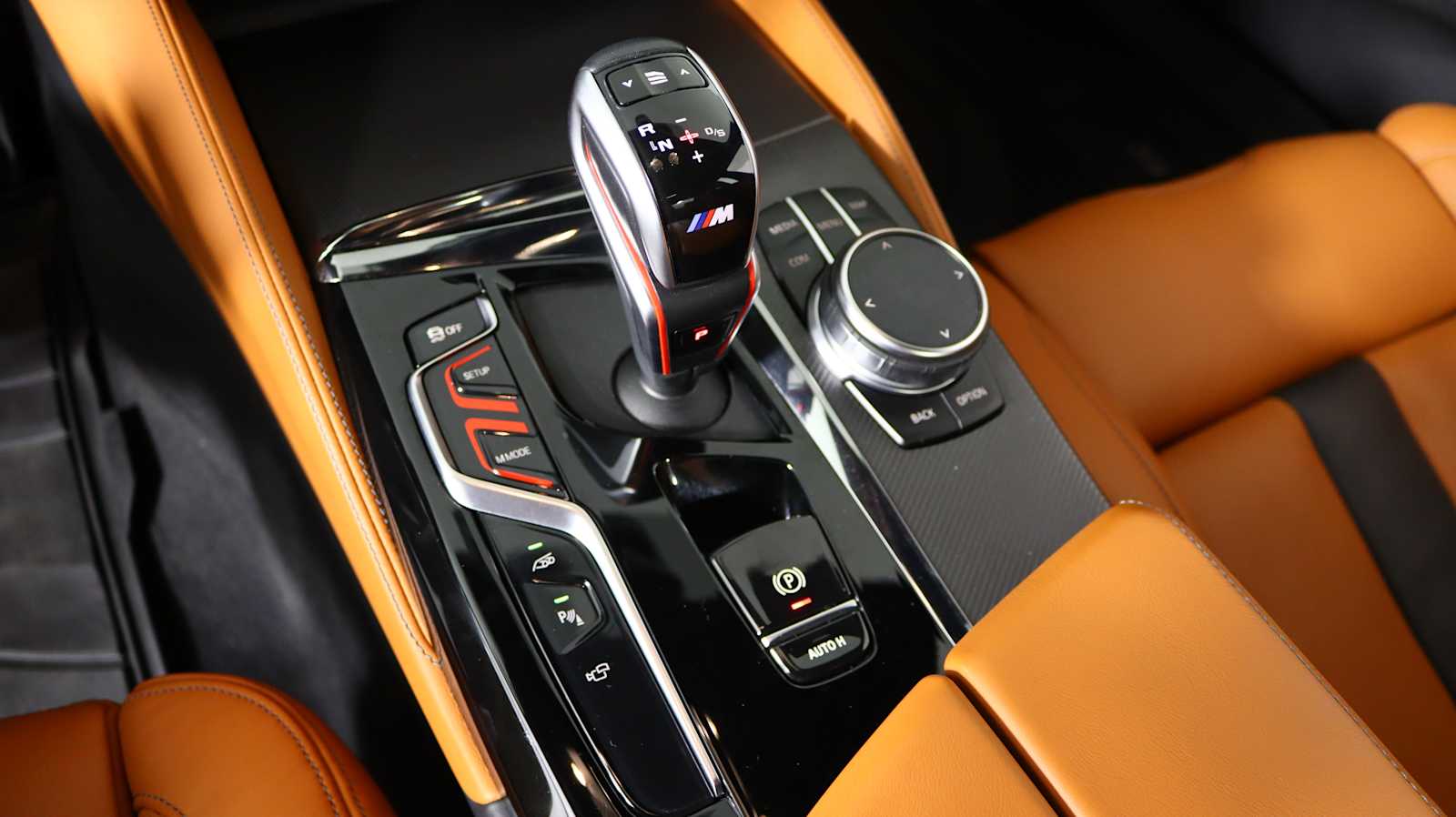 used 2023 BMW M5 car, priced at $92,698