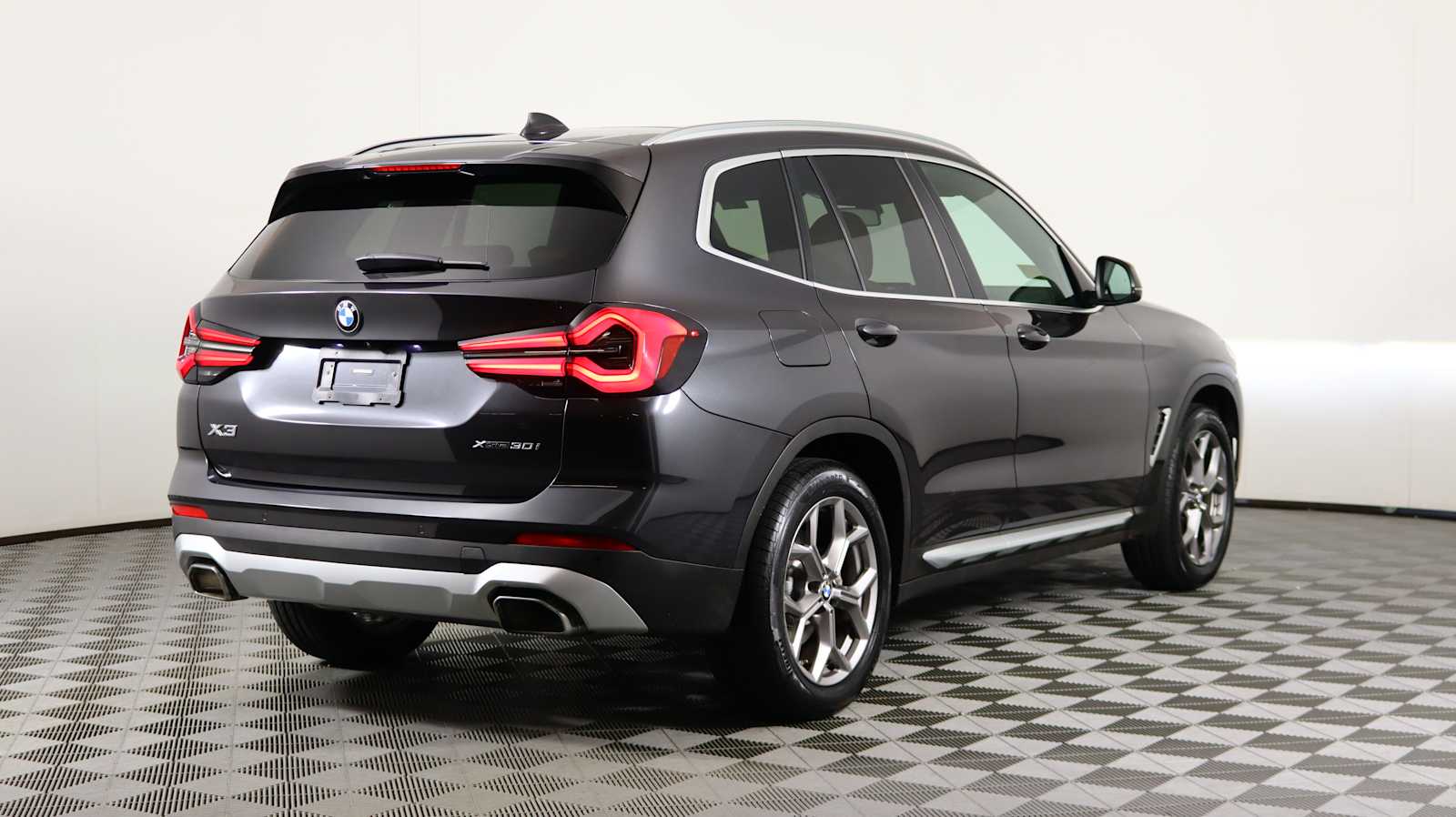 used 2023 BMW X3 car, priced at $39,698