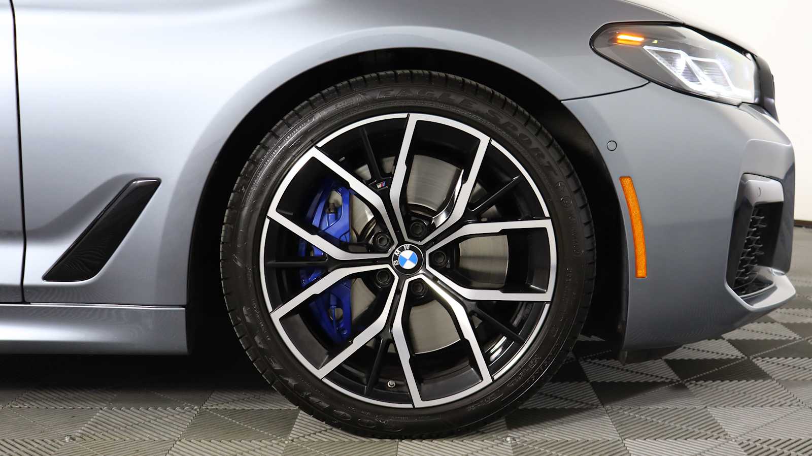 used 2021 BMW M550i car, priced at $46,837