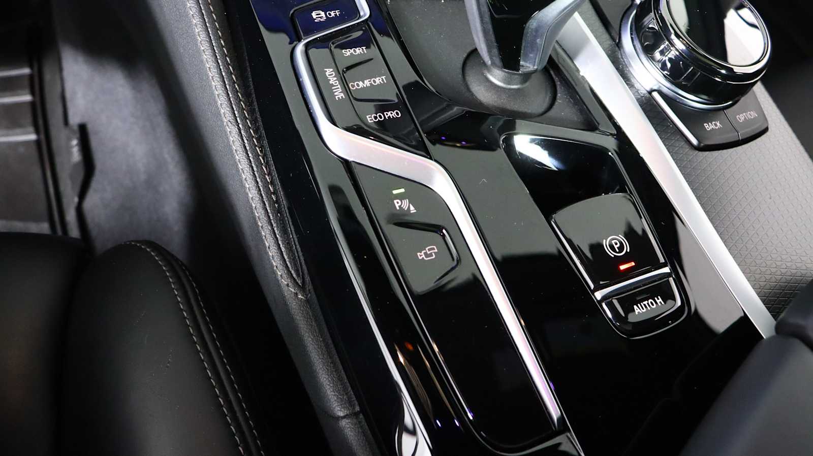 used 2023 BMW M550i car, priced at $57,698