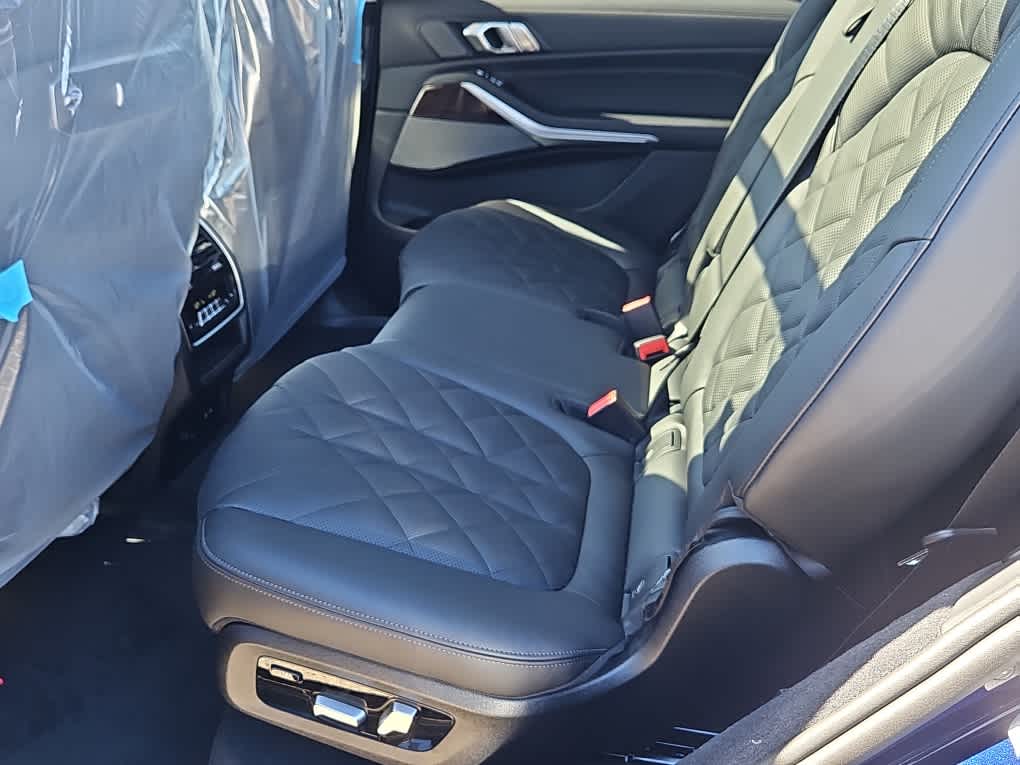 new 2026 BMW X7 car, priced at $94,380