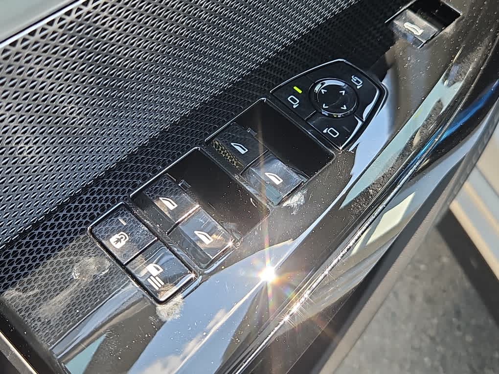 new 2025 BMW 7-Series car, priced at $128,330