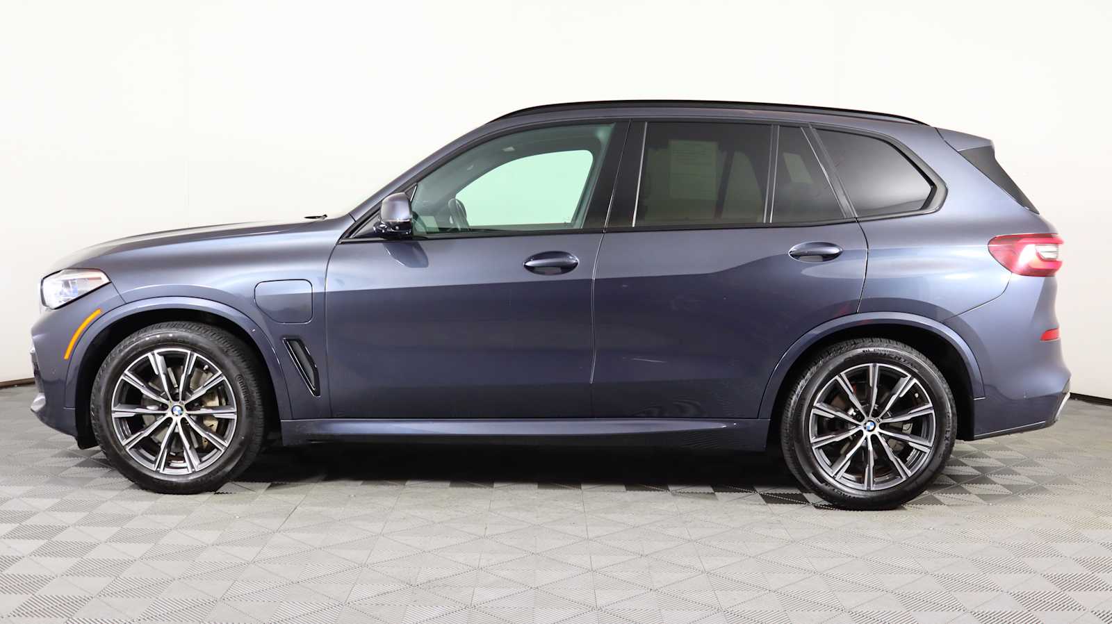 used 2021 BMW X5 PHEV car, priced at $42,798