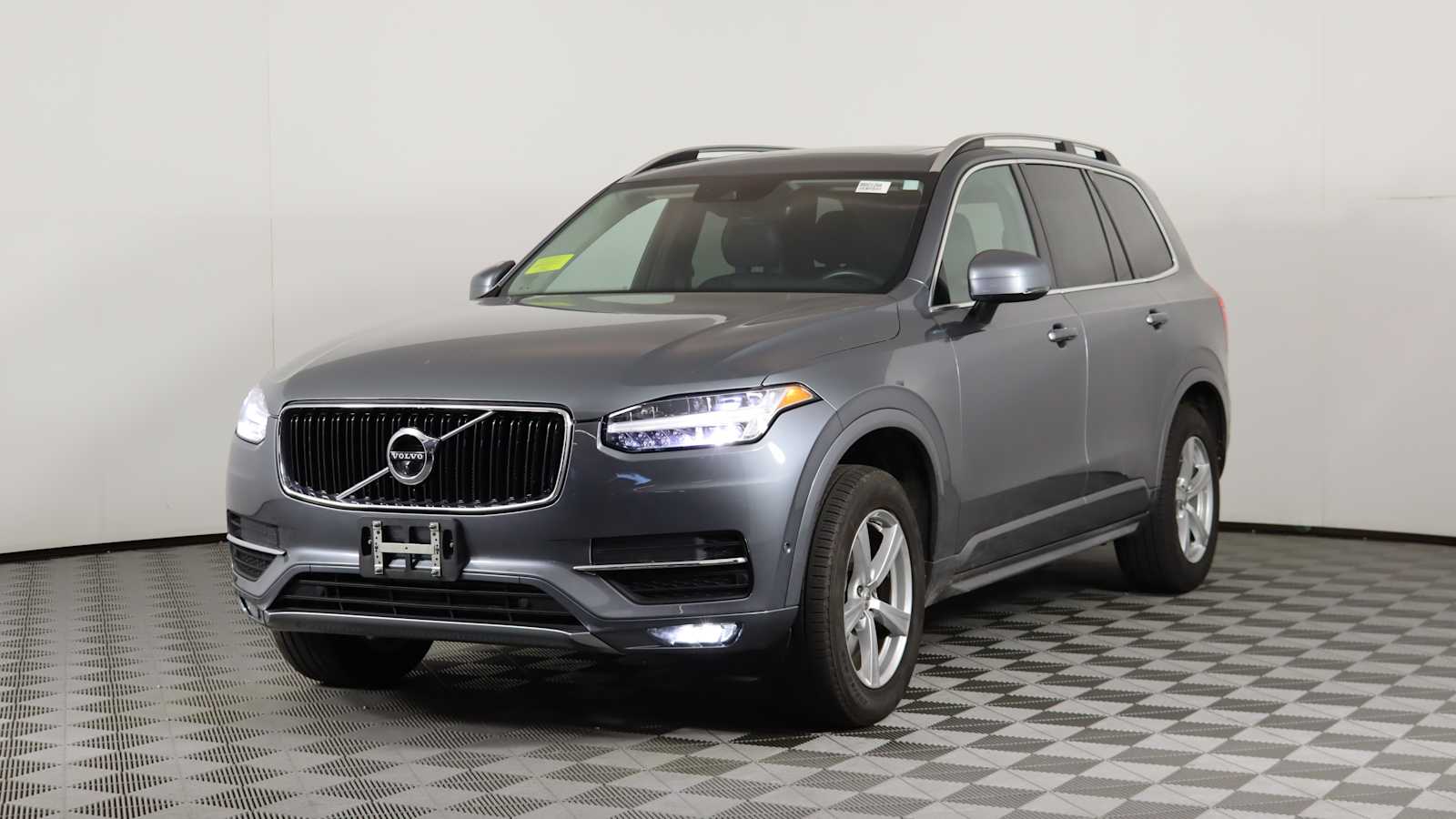 used 2018 Volvo XC90 car, priced at $22,698