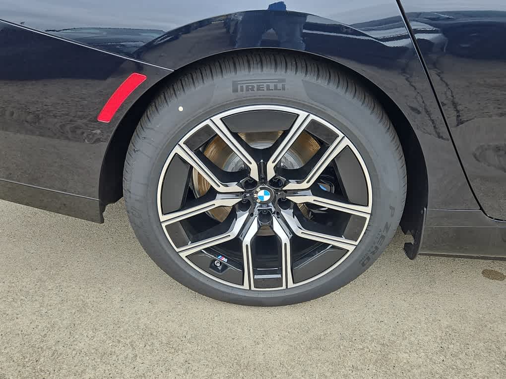 new 2025 BMW i7 car, priced at $129,775