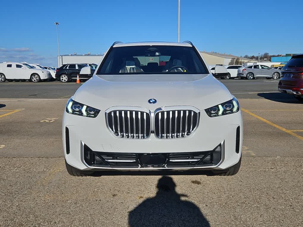 new 2025 BMW X5 car, priced at $77,925