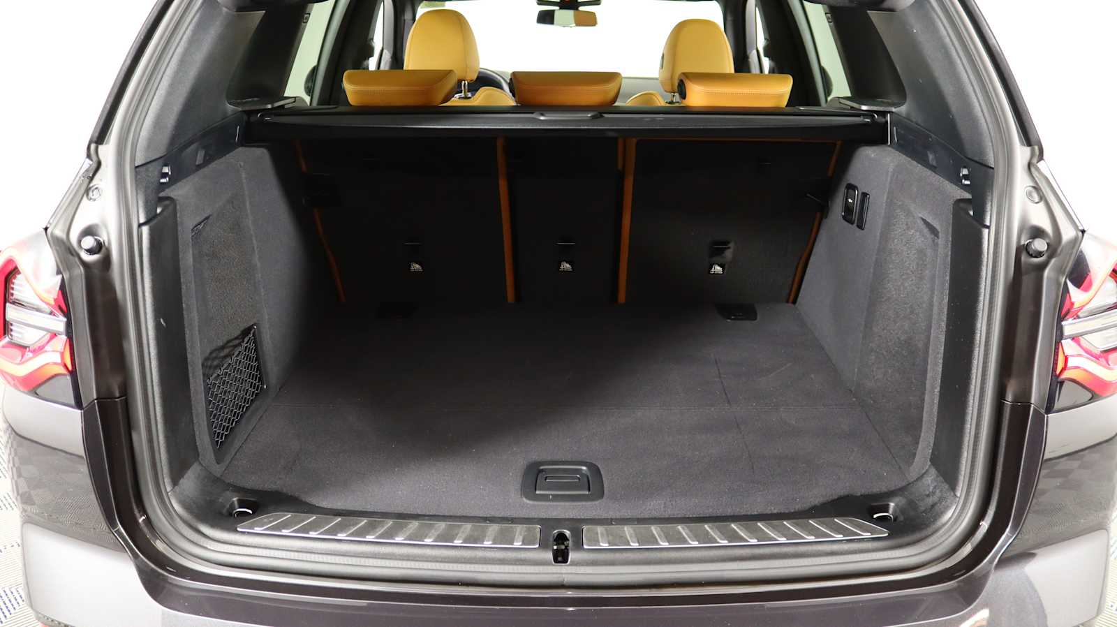 used 2023 BMW X3 car, priced at $39,698