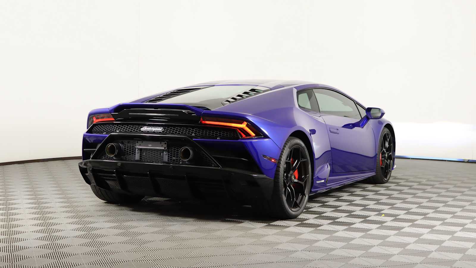 used 2022 Lamborghini Huracan EVO car, priced at $278,798