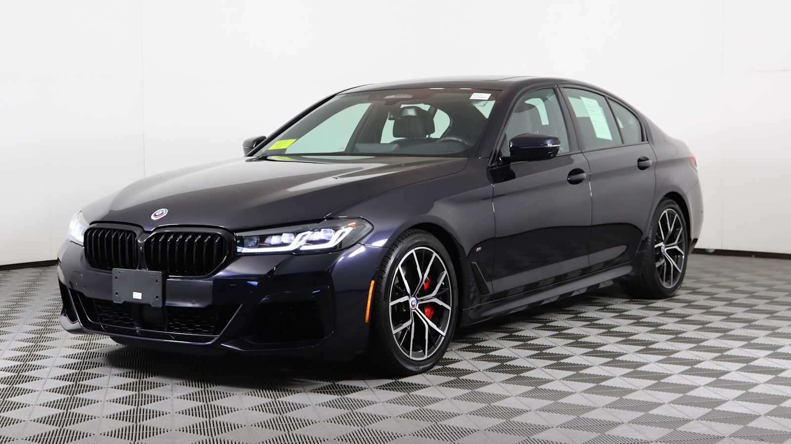 used 2023 BMW M550i car, priced at $57,698
