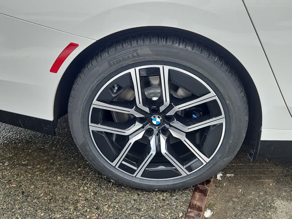 new 2025 BMW 7-Series car, priced at $115,330
