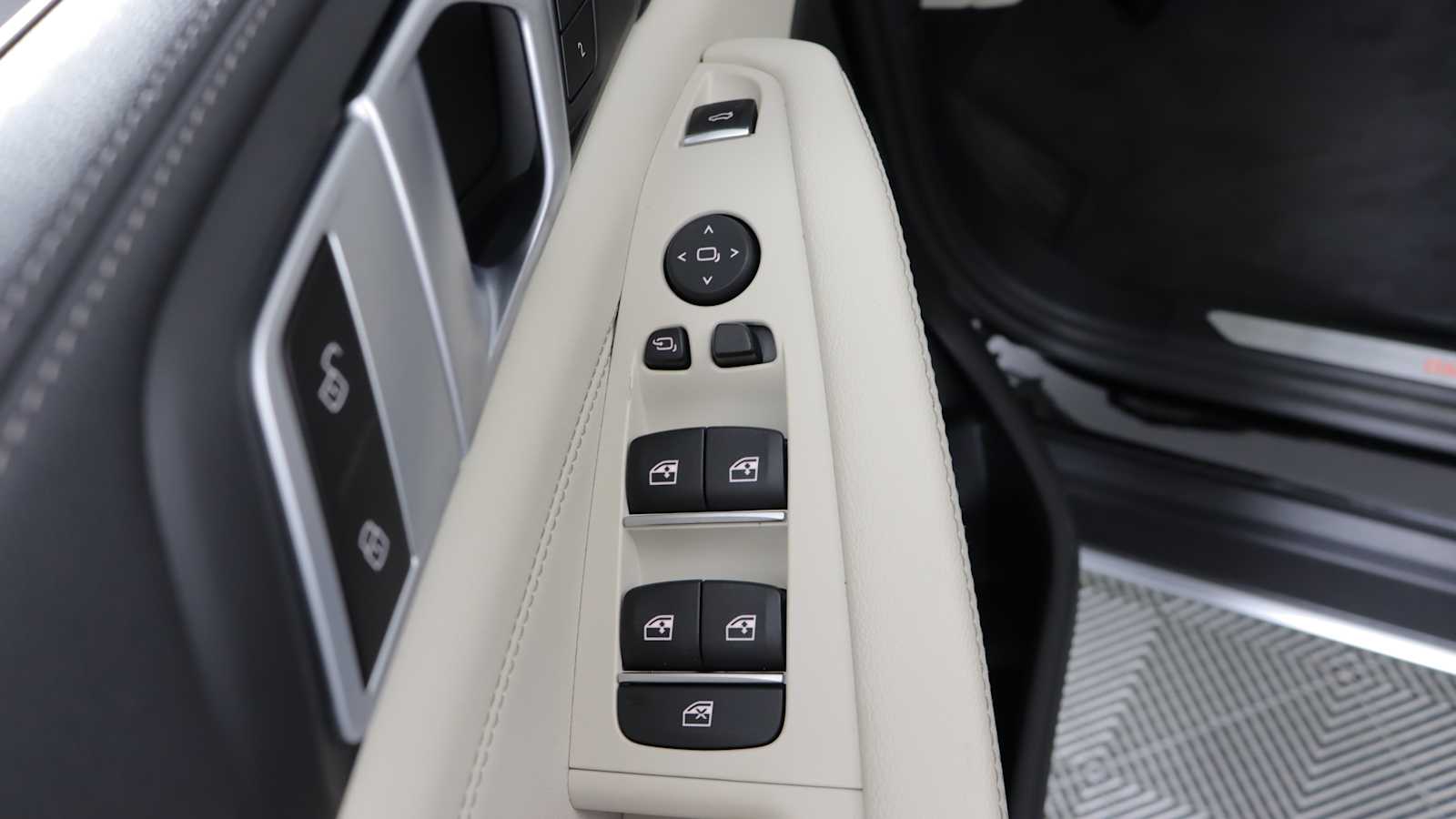 used 2020 BMW X5 car, priced at $33,698