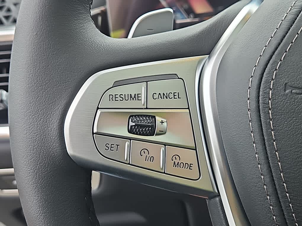 new 2026 BMW X7 car, priced at $92,265