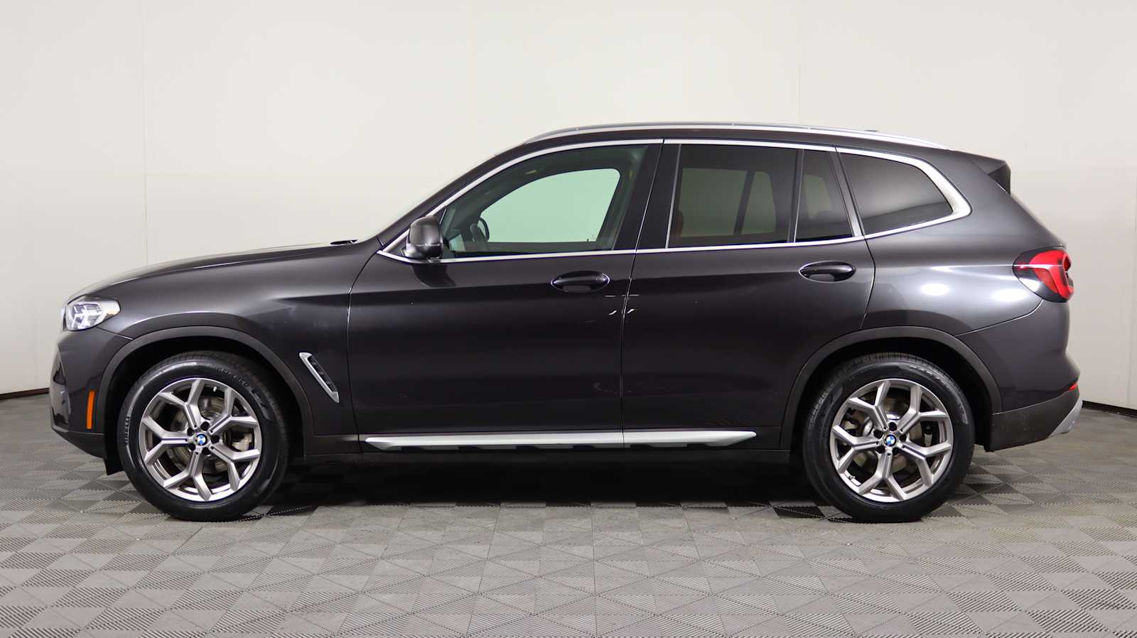 used 2023 BMW X3 car, priced at $39,698