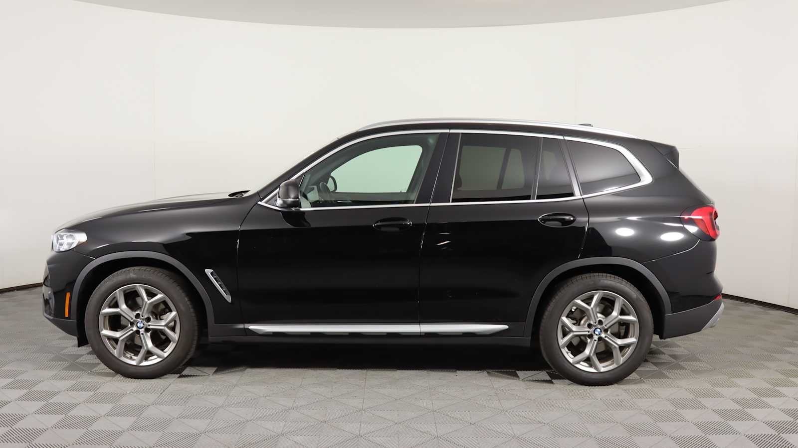 used 2022 BMW X3 car, priced at $39,598