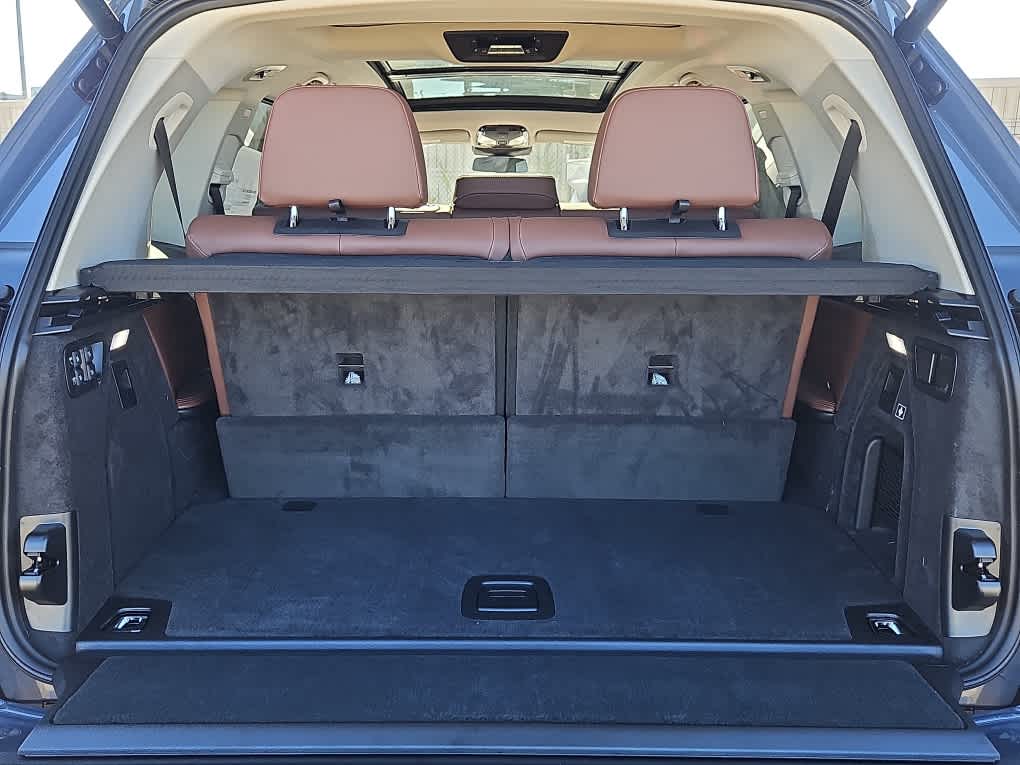 new 2026 BMW X7 car, priced at $99,315
