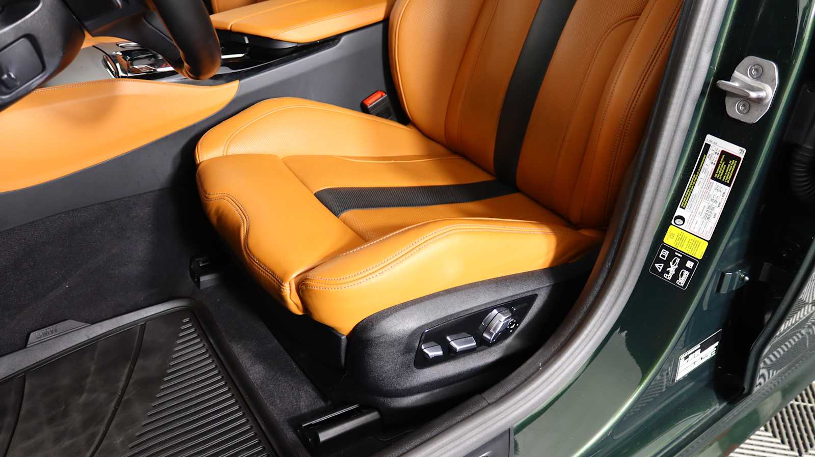 used 2023 BMW M5 car, priced at $92,698