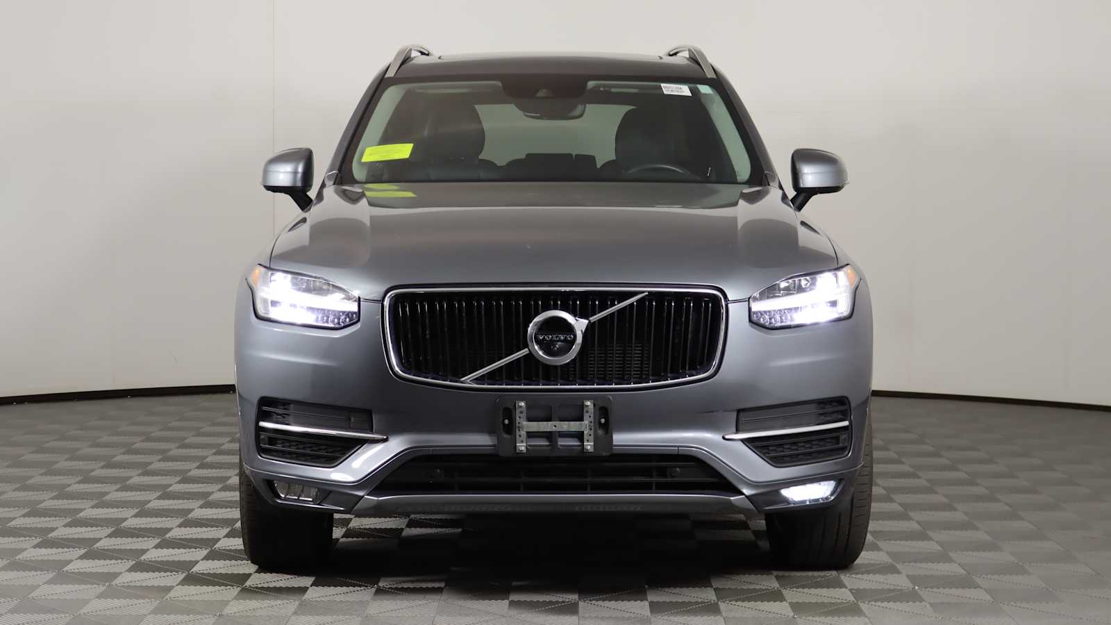 used 2018 Volvo XC90 car, priced at $22,698