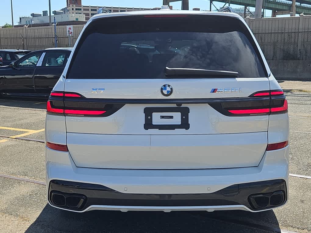 new 2026 BMW X7 car, priced at $121,915