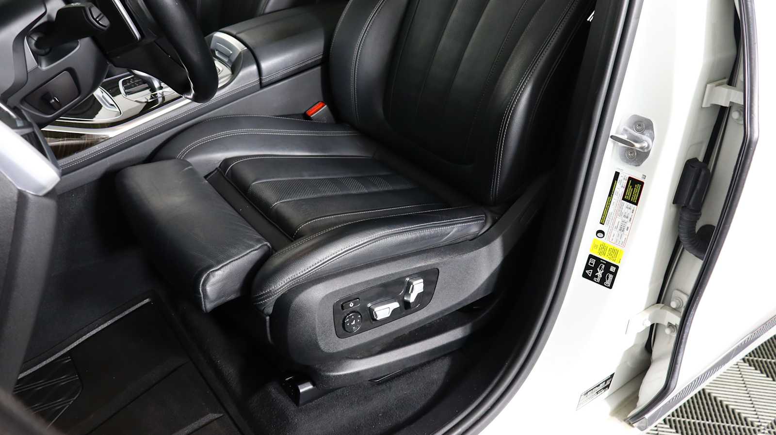 used 2020 BMW X7 car, priced at $38,898