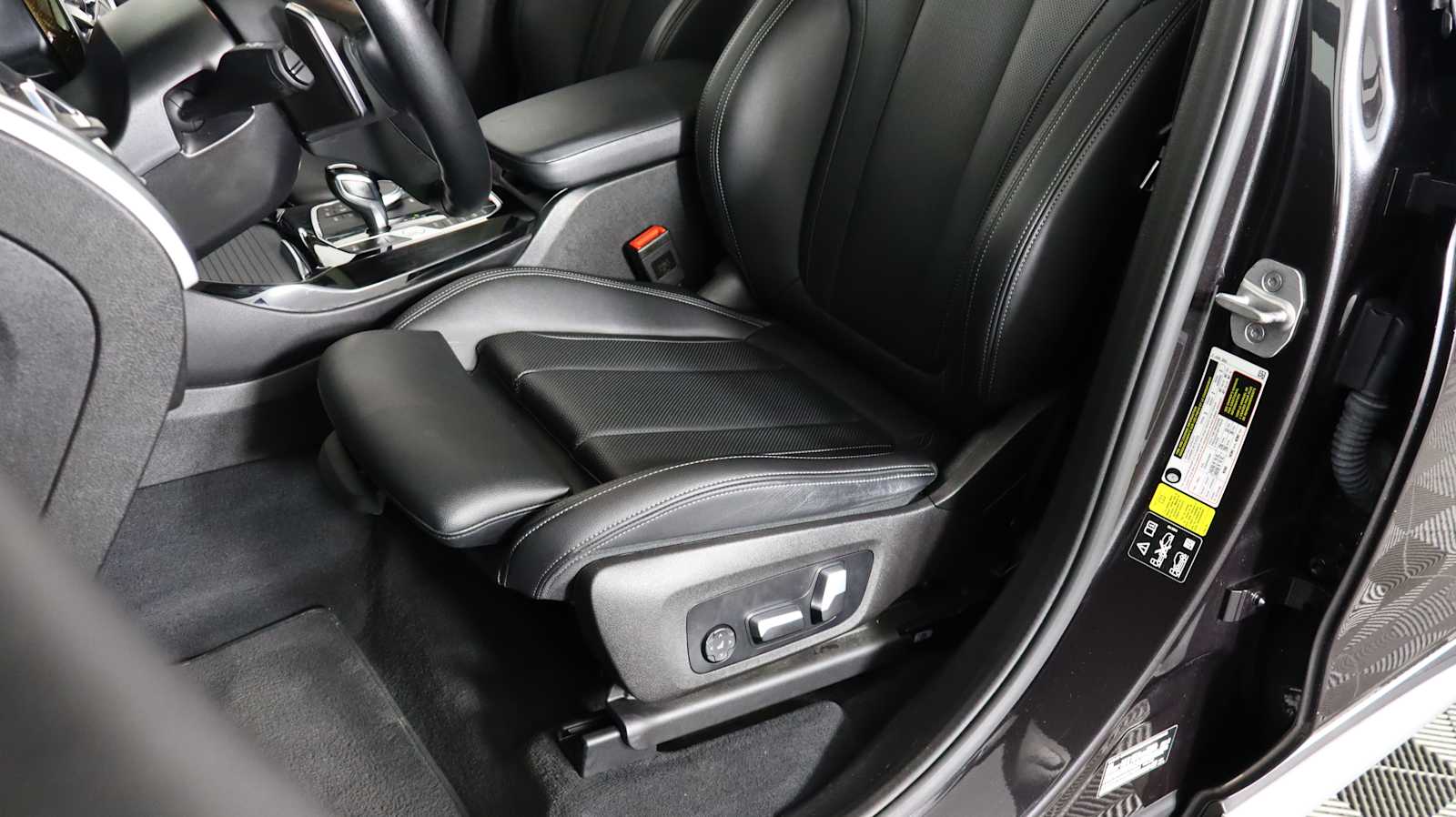 used 2022 BMW X3 car, priced at $28,698