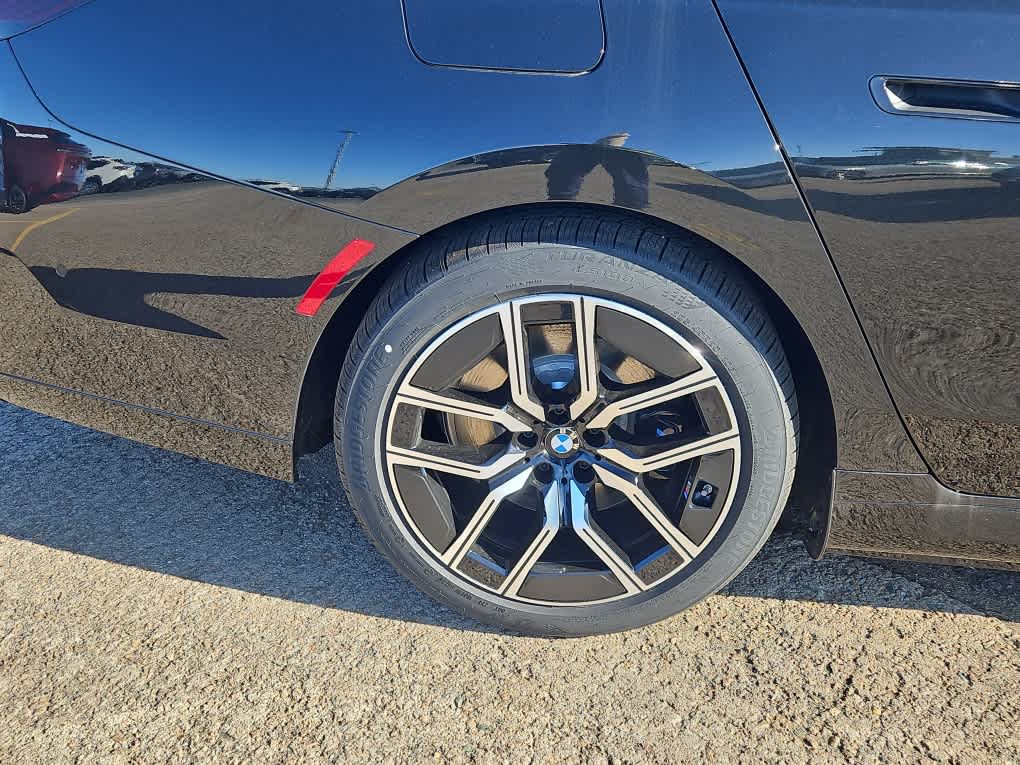 new 2025 BMW i7 car, priced at $129,775