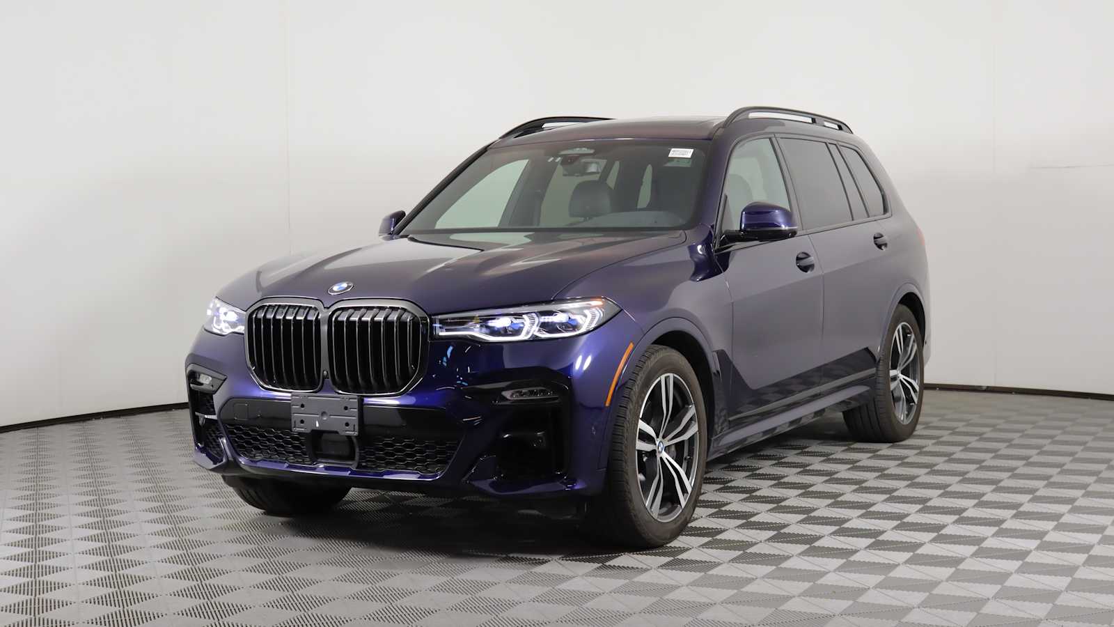 used 2022 BMW X7 car, priced at $64,698