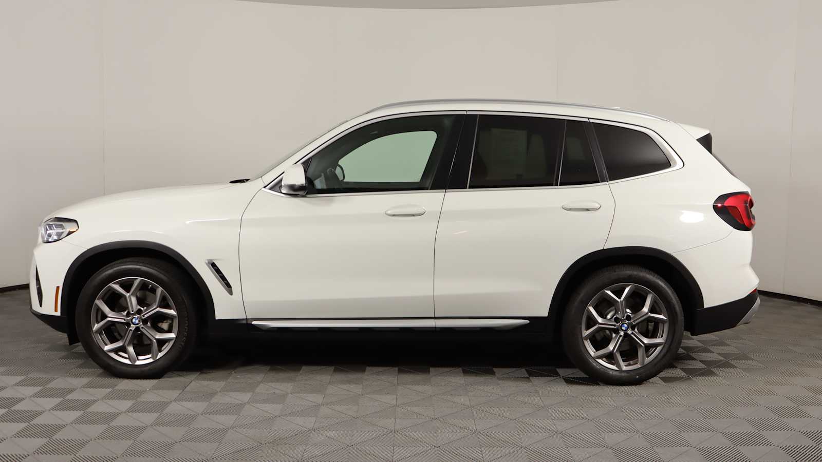 used 2023 BMW X3 car, priced at $36,898