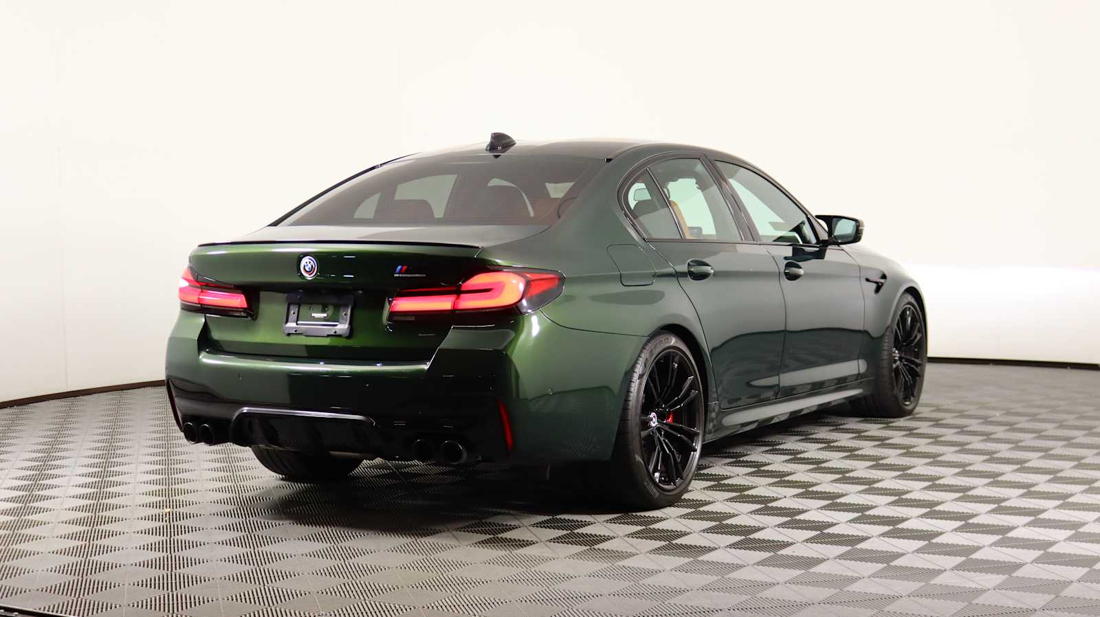 used 2023 BMW M5 car, priced at $92,698