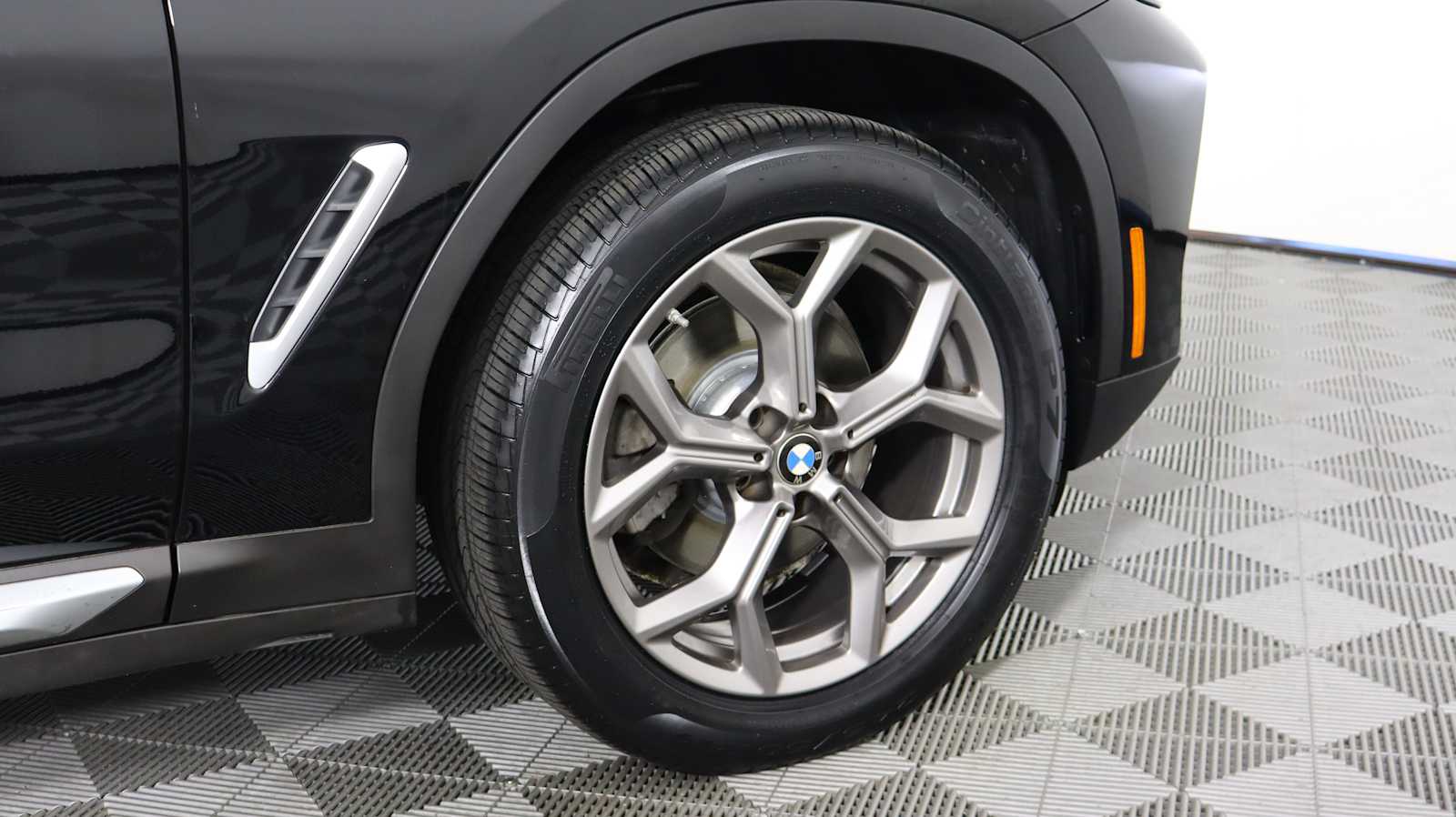 used 2022 BMW X3 car, priced at $35,798