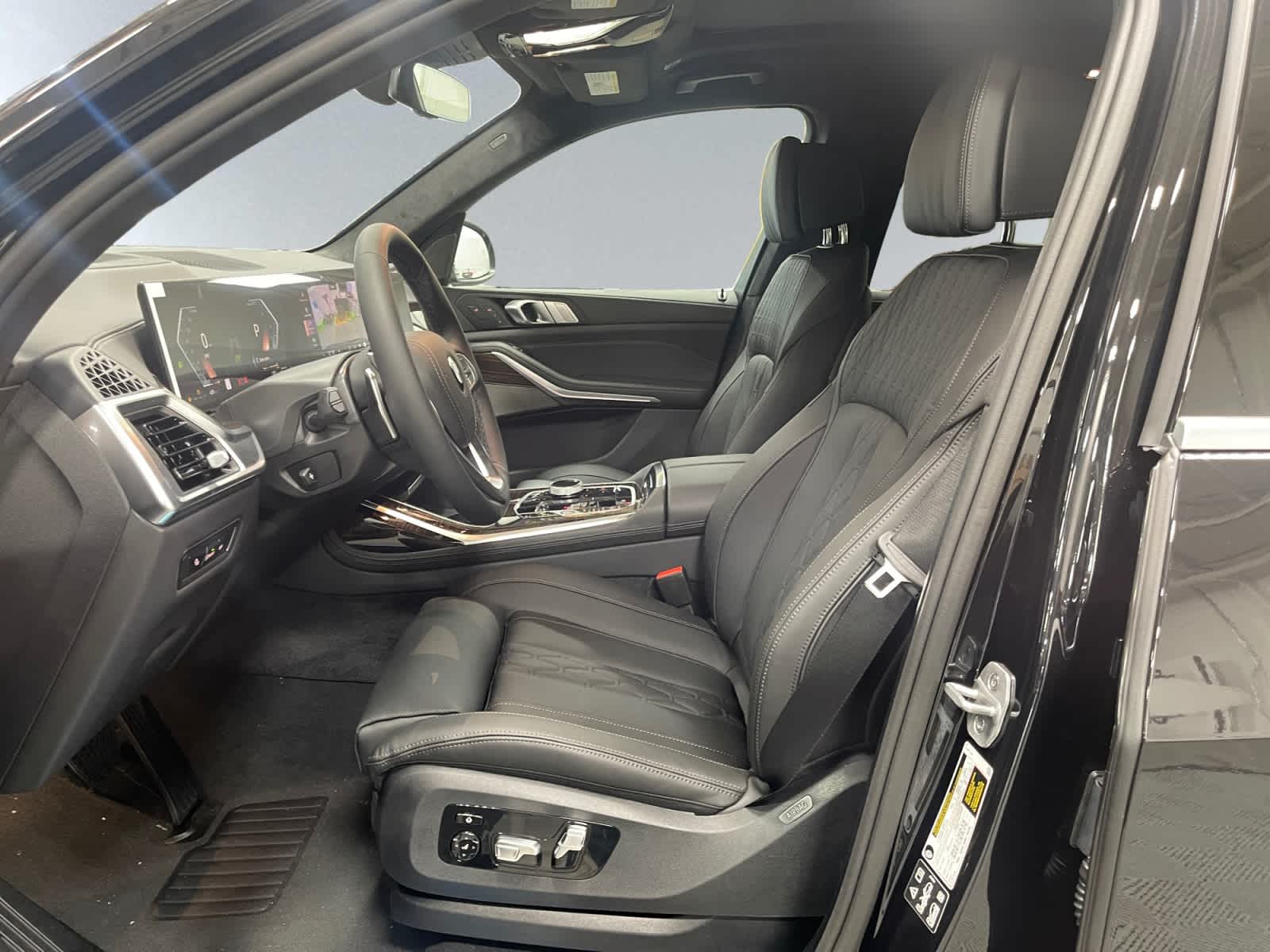 new 2026 BMW X7 car, priced at $99,980