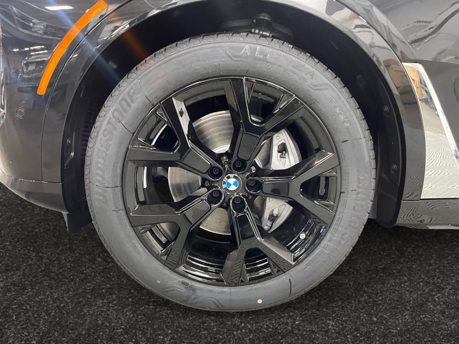 new 2026 BMW X7 car, priced at $99,980