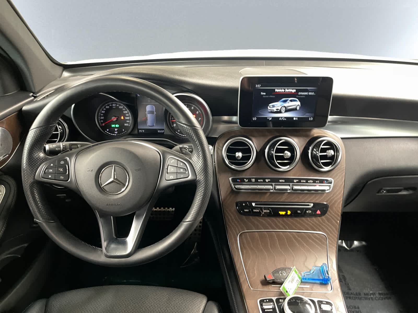 used 2019 Mercedes-Benz GLC 300 car, priced at $21,998