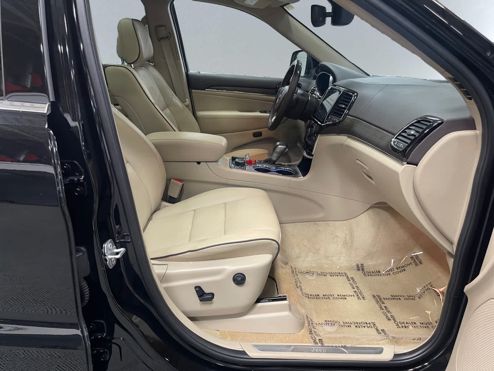 used 2020 Jeep Grand Cherokee car, priced at $25,297