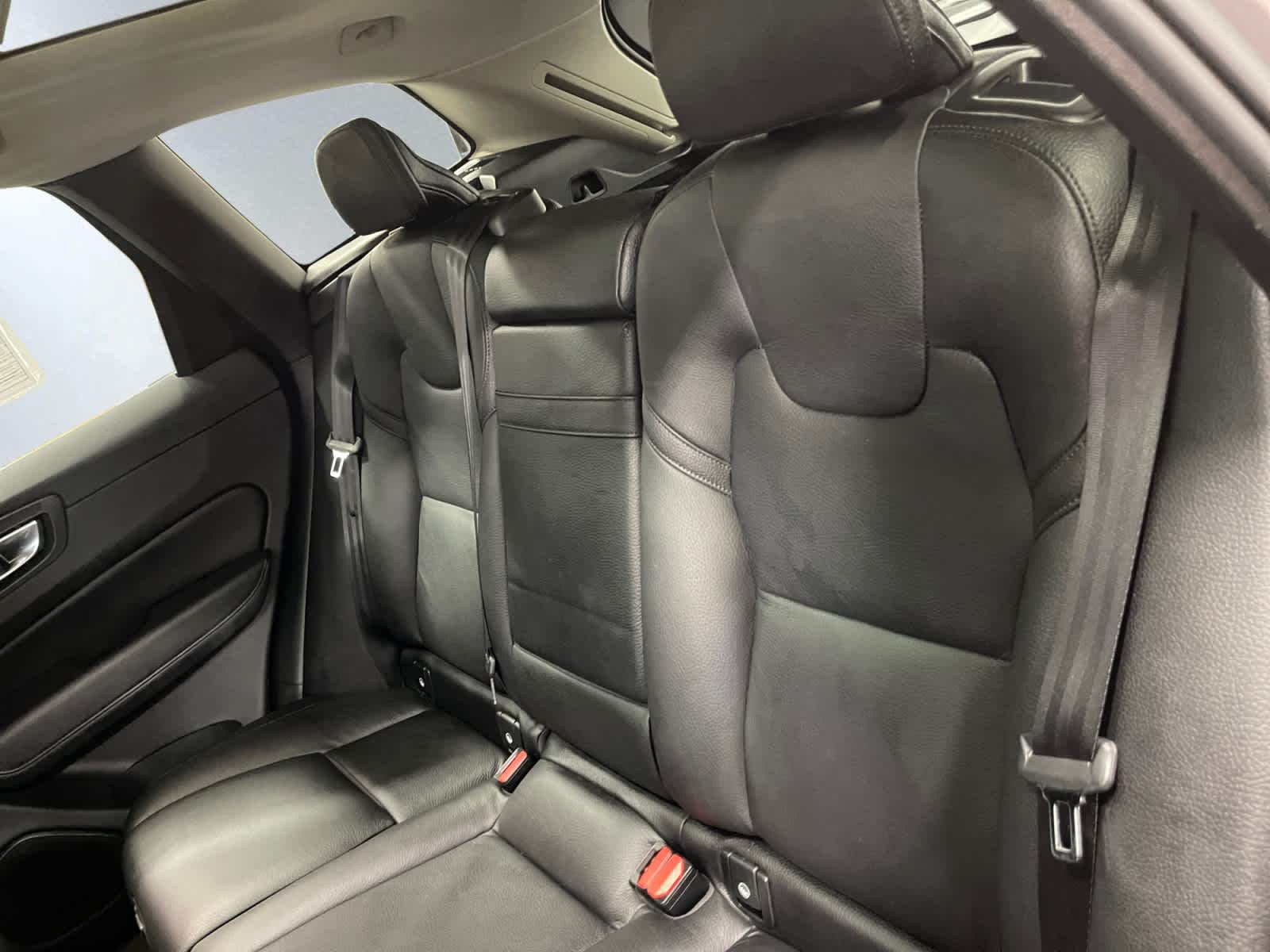 used 2019 Volvo XC60 car, priced at $21,197