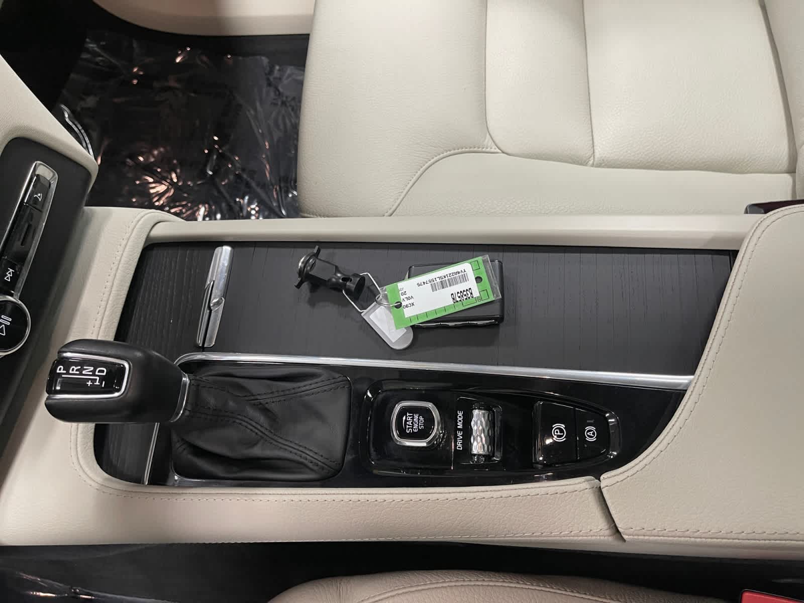 used 2020 Volvo XC90 car, priced at $26,997