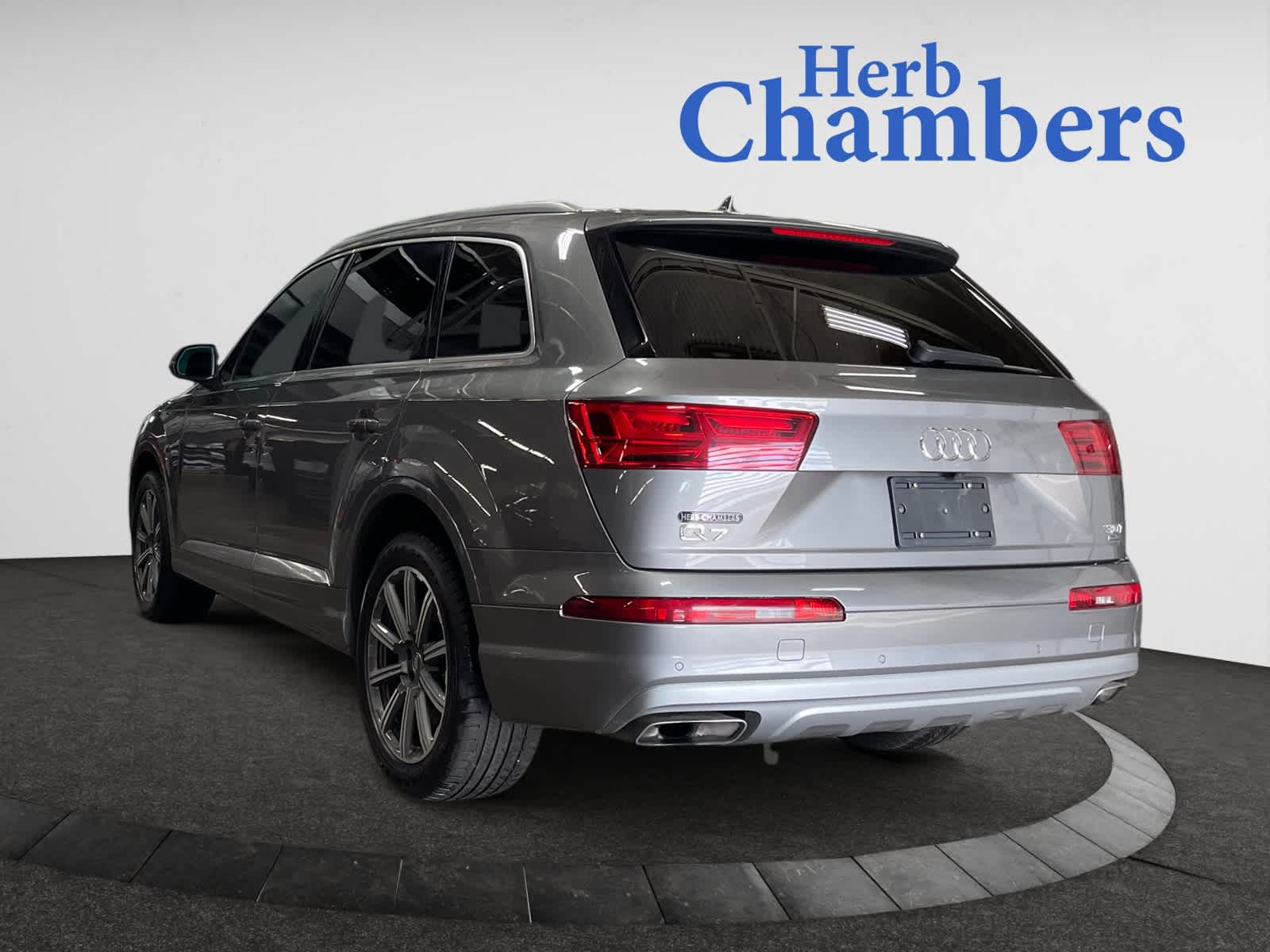 used 2017 Audi Q7 car, priced at $17,498