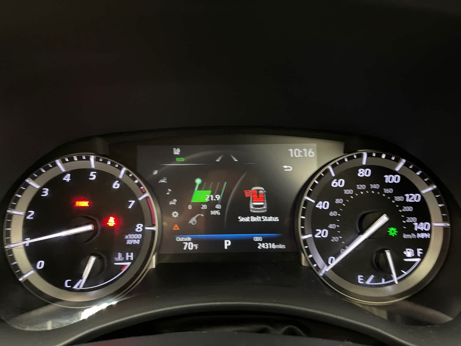 used 2022 Toyota Highlander car, priced at $37,997