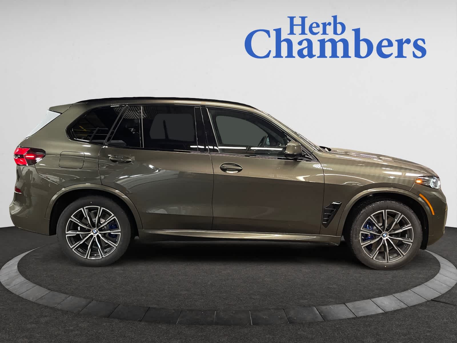 new 2026 BMW X5 PHEV car, priced at $92,775