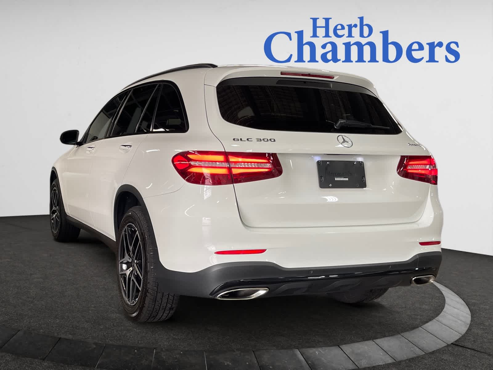 used 2019 Mercedes-Benz GLC 300 car, priced at $21,998