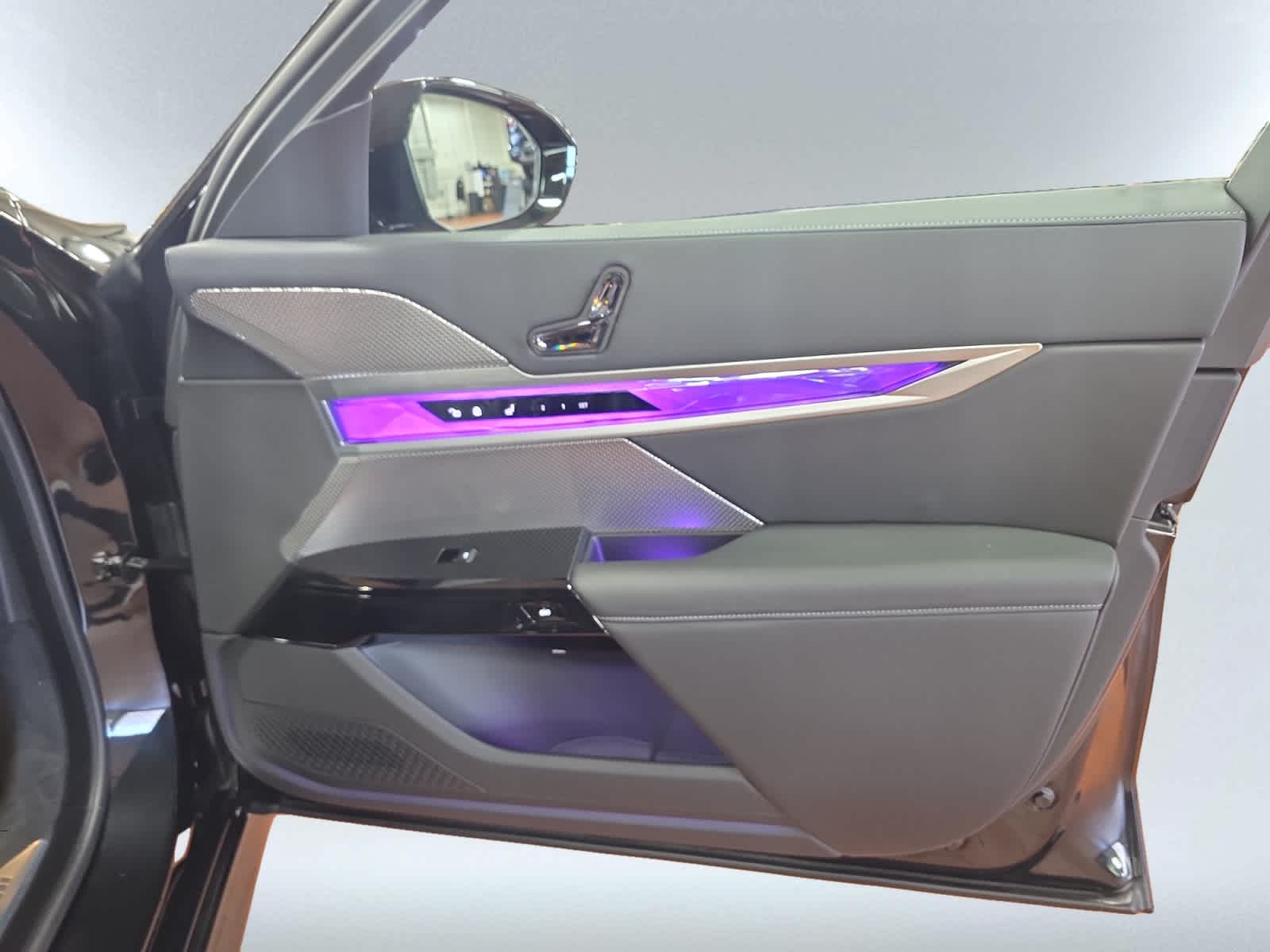 used 2025 BMW 760i car, priced at $108,497