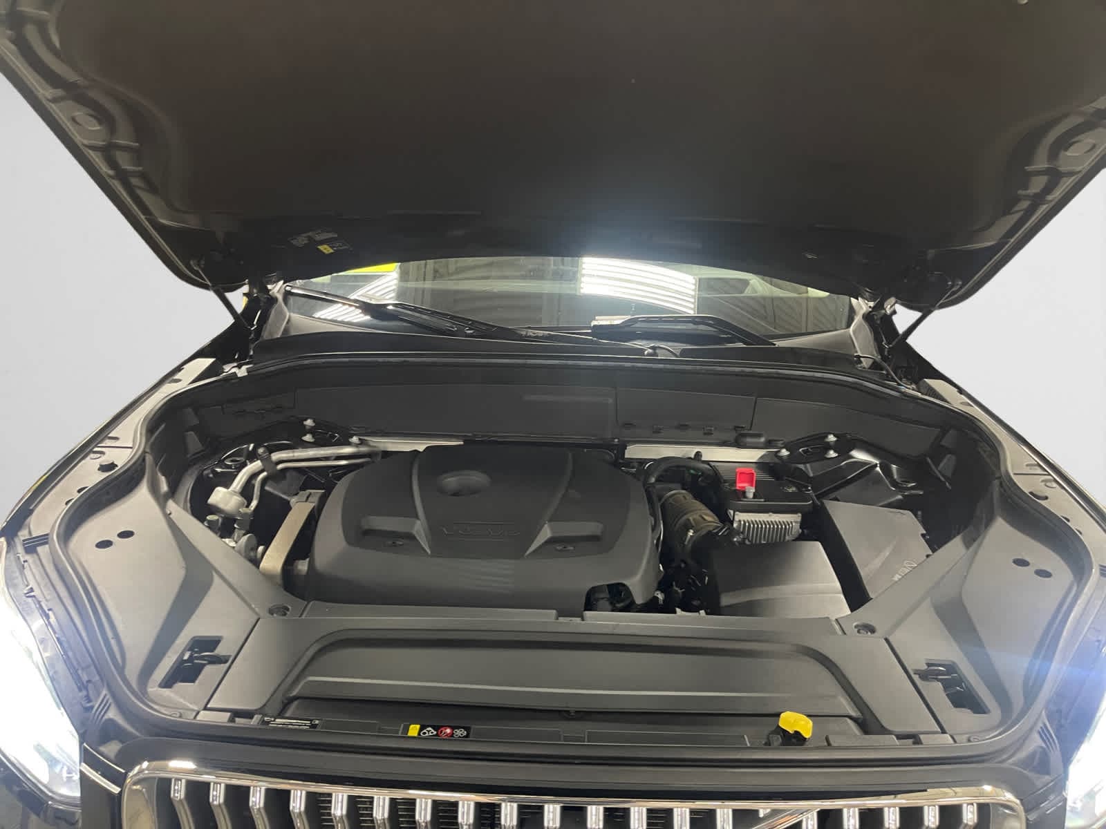 used 2020 Volvo XC90 car, priced at $26,497